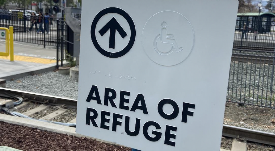 Seeing from public transit